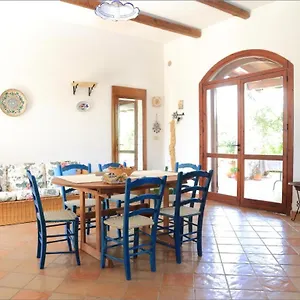 villa-zahara.sicilyhotelsitaly.net/